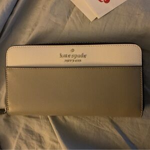 NWOT Kate Spade Neda Saffiano Leather Zip-Around Wallet – Two Tone